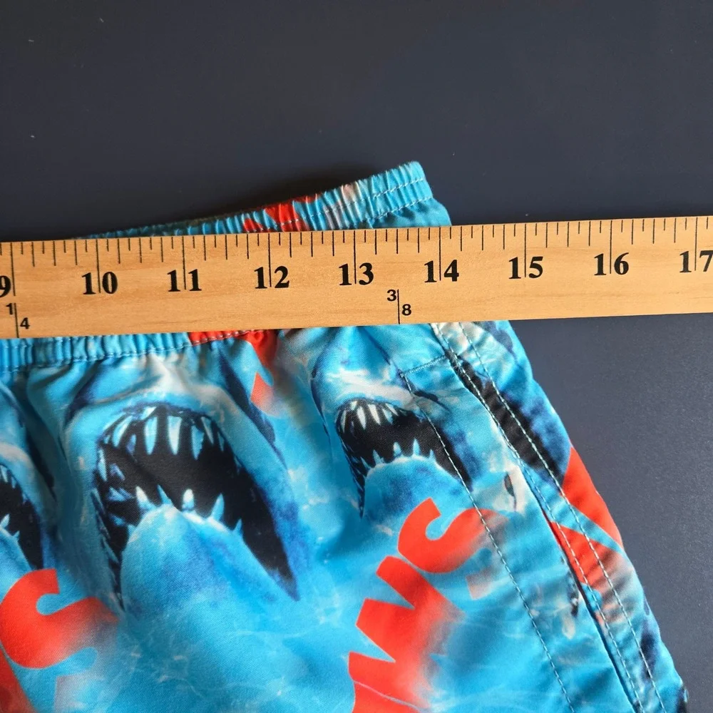 Neff Jaws Hot Tub Shorts Men Small S Ocean Shark Movie Swim Trunks Graphic Board